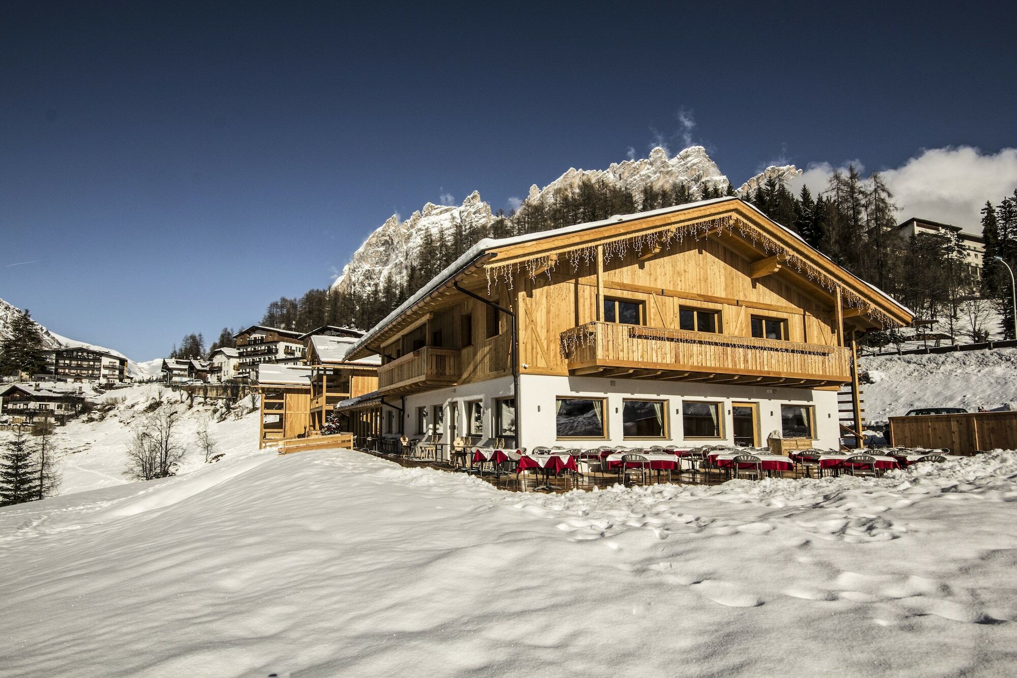 Dolomiti Lodge Alvera Cortina dʼAmpezzo Kültér fotó